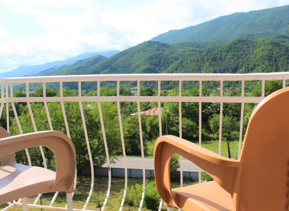 Guest House Racha Ambrolauri Luaran gambar
