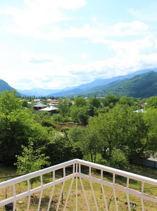 Guest House Racha Ambrolauri Luaran gambar